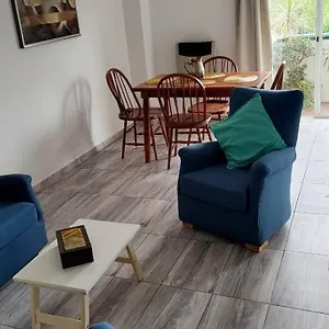 Piso Centrico 25 De Mayo-750 Apartamento